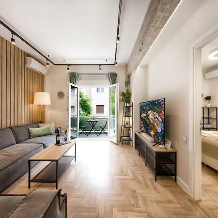 Stunning Αpartment Ιn Τhe Heart Athens. Daire Dış mekan fotoğraf