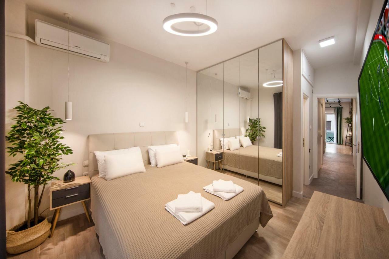 Stunning Αpartment Ιn Τhe Heart Athens. Daire Dış mekan fotoğraf